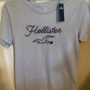 Hollister Size Small short sleeve T-shirt.  Light blue - new with tags.